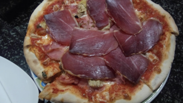 Pizzería “La Gondola”