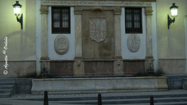 Fuente de los Caños Dorados